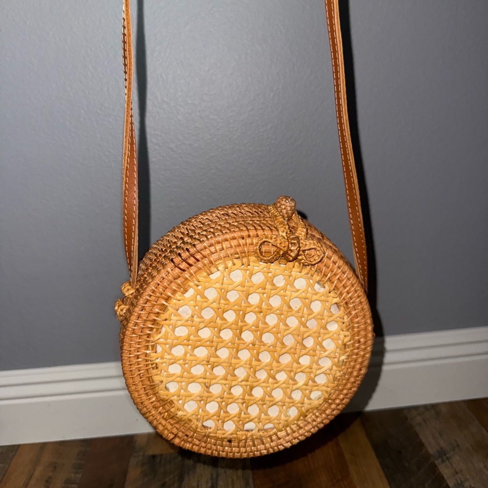 Round Woven Tan Crossbody Bag